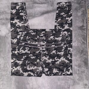 CRZ YOGA Camouflage Leggings - Black and Gray